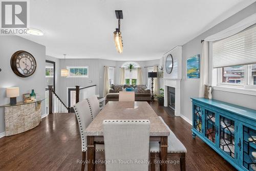 Dining room - Midland, ON 