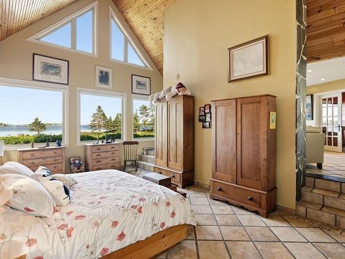 22 Heron Point Road, Martins River, NS 