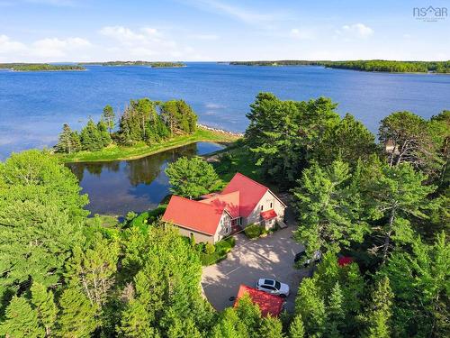 22 Heron Point Road, Martins River, NS 