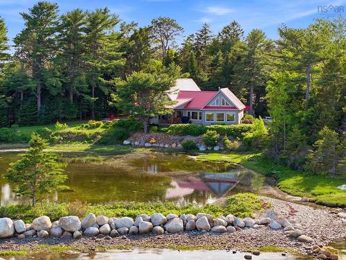 22 Heron Point Road, Martins River, NS 