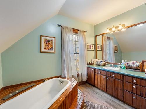 6953 Sissiboo Road, Bear River, NS 