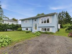 83 Eisener Street  Timberlea, NS B3T 1E4