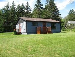7048 Highway 3 Hunts Point, NS B0T 1G0