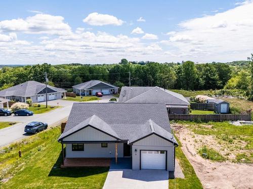 5 Mccully Crescent, Hantsport, NS 