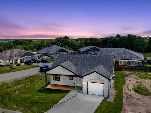5 Mccully Crescent, Hantsport, NS 