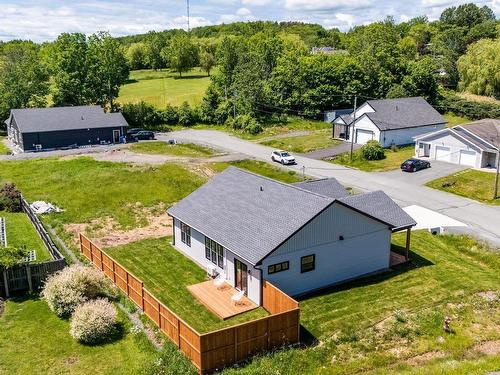 5 Mccully Crescent, Hantsport, NS 
