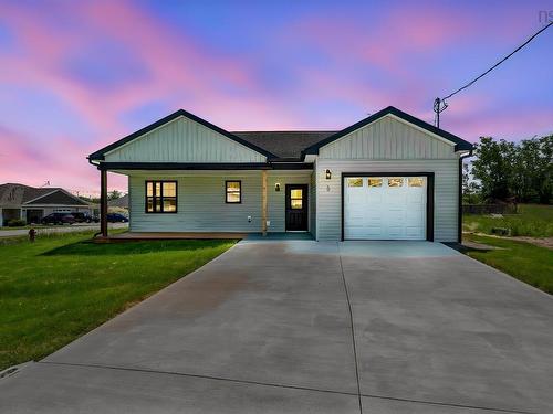 5 Mccully Crescent, Hantsport, NS 