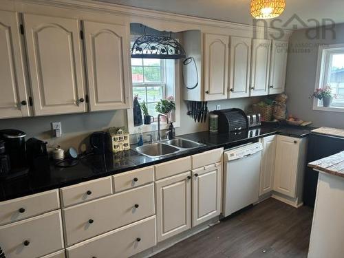 3 Mcgee Extension, Springhill, NS 