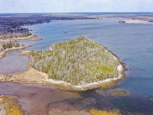 Ambers Island, Osborne Harbour, NS 