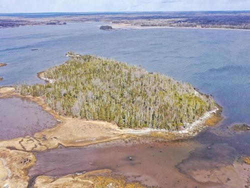 Ambers Island, Osborne Harbour, NS 