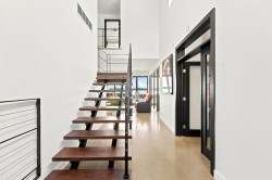 Interior - 