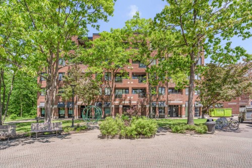105-3686 Rue du Campanile  Québec (Sainte-Foy/Sillery/Cap-Rouge), QC G1X 4G6