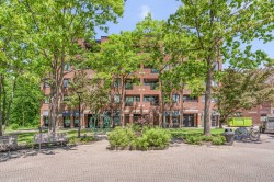 105-3686 Rue du Campanile Québec (Sainte-Foy/Sillery/Cap-Rouge), QC G1X 4G6