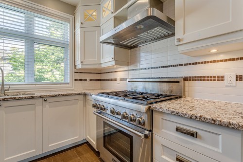 Kitchen - 417 Av. Des Crécerelles, Beaconsfield, QC 