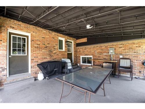 1545 Willow Drive, Ruthven, ON 
