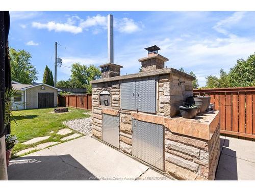 1545 Willow Drive, Ruthven, ON 