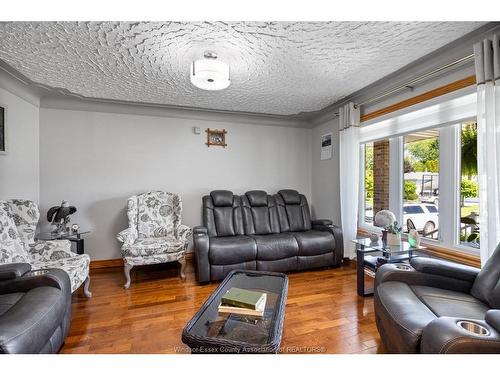 1545 Willow Drive, Ruthven, ON 