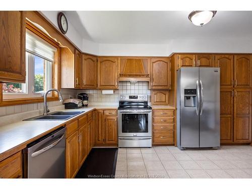 1545 Willow Drive, Ruthven, ON 