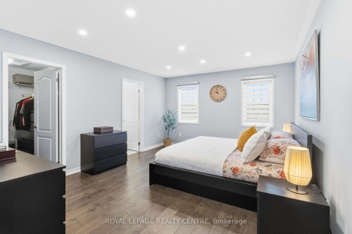 1590 Clitherow Drive, Milton, ON 