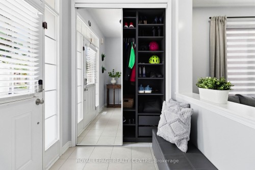1590 Clitherow Drive, Milton, ON 