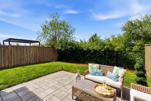 1590 Clitherow Drive, Milton, ON 