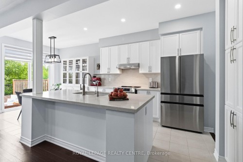 1590 Clitherow Street, Milton, ON 