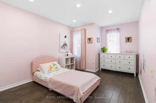 1590 Clitherow Street, Milton, ON 