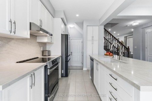 1590 Clitherow Drive, Milton, ON 