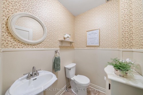 6995 Second Line W, Mississauga, ON - Indoor Photo Showing Bathroom