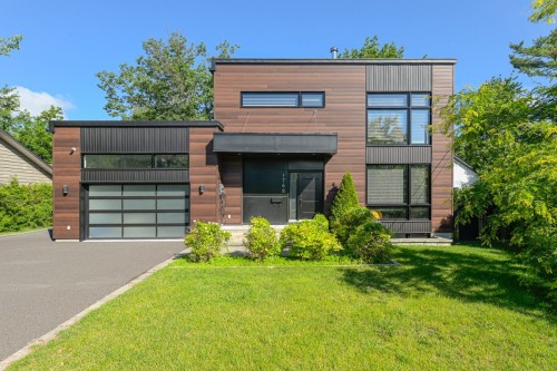 1768 Rue des Roses  Carignan, QC J3L 5C4