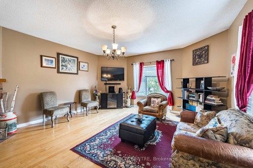 3211 Dovetail Mews, Mississauga, ON 