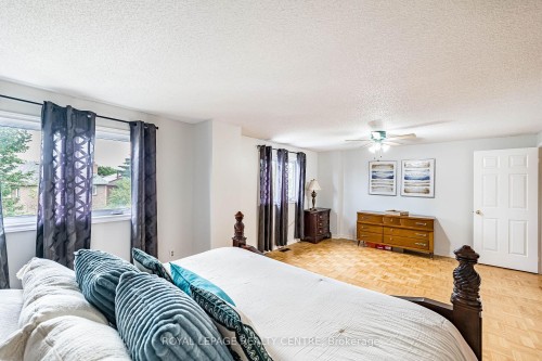 3211 Dovetail Mews, Mississauga, ON 