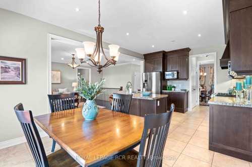 6 Masters Creek Boulevard, Mono, ON - Indoor Photo Showing Dining Room