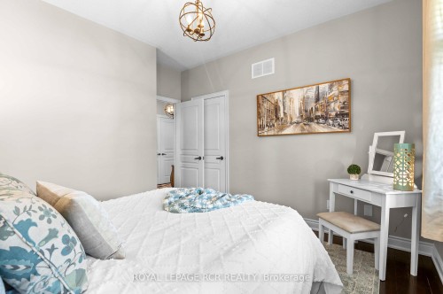 6 Masters Creek Boulevard, Mono, ON - Indoor Photo Showing Bedroom