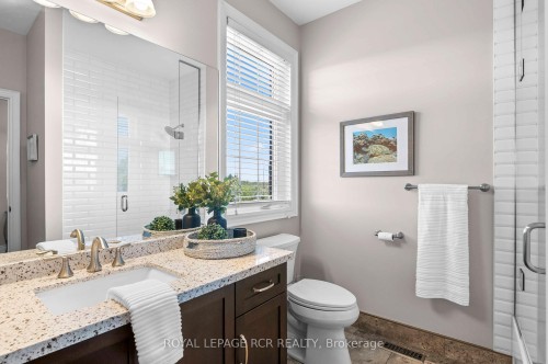 6 Masters Creek Boulevard, Mono, ON - Indoor Photo Showing Bathroom