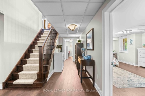 6 Masters Creek Boulevard, Mono, ON - Indoor Photo Showing Other Room