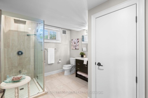 6 Masters Creek Boulevard, Mono, ON - Indoor Photo Showing Bathroom