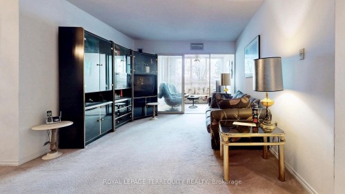 211-20 Cherrytree Drive, Brampton, ON - Indoor Photo Showing Other Room