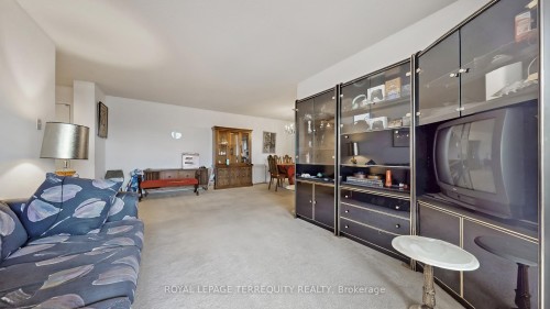 211-20 Cherrytree Drive, Brampton, ON - Indoor