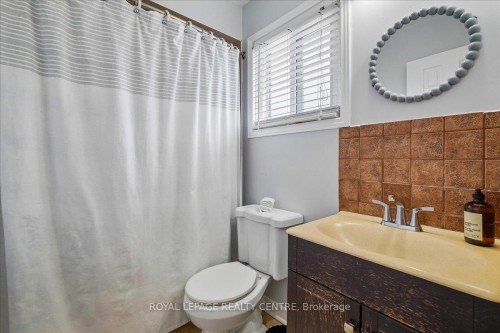 116 Chipmunk Crescent, Brampton, ON 