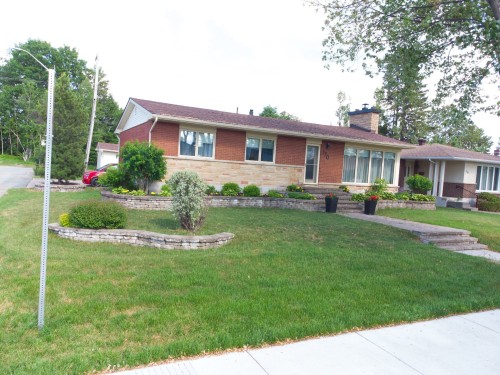 Front of Structure - 170 18E Rue, Rouyn-Noranda, QC 
