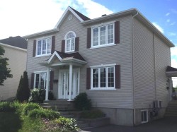 8688 Av. des Platanes  Québec (Charlesbourg), QC G1G 0B9