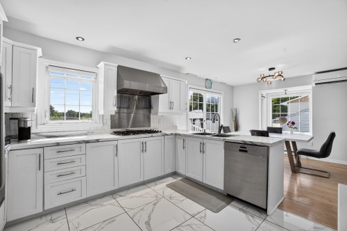 Kitchen - 422 Rue St-Laurent, Saint-Eustache, QC 