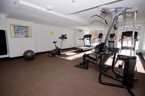 Salle d'exercice - 1102-650 Rue Jean-D'Estrées, Montréal (Ville-Marie), QC - Indoor Photo Showing Gym Room