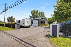 1334  - 1334B Rue Principale  Saint-Paul-De-L'Île-Aux-Noix, QC J0J 1G0