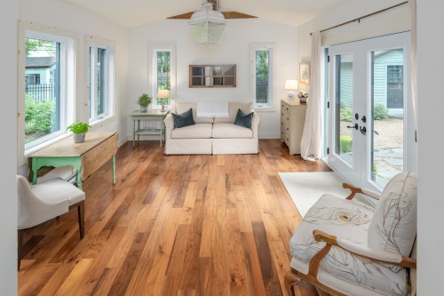 Den - 117 Av. St-Andrew, Beaconsfield, QC 