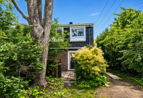 Face arrière - 4856 Rue Lake, Dollard-Des-Ormeaux, QC - Outdoor
