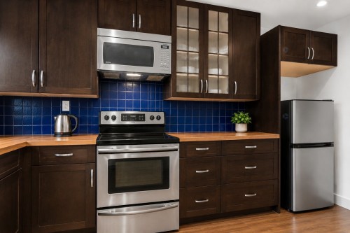 Cuisine - 4856 Rue Lake, Dollard-Des-Ormeaux, QC - Indoor Photo Showing Kitchen