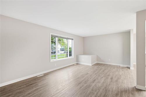 756 Mcleod Ave, Winnipeg, MB 