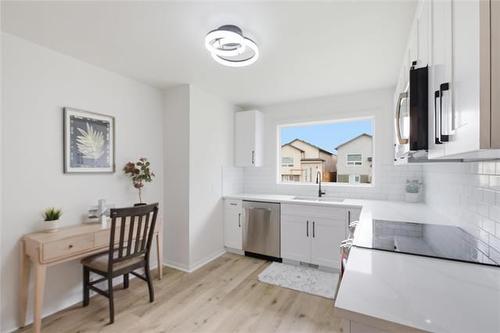 1866 Elgin Ave, Winnipeg, MB 